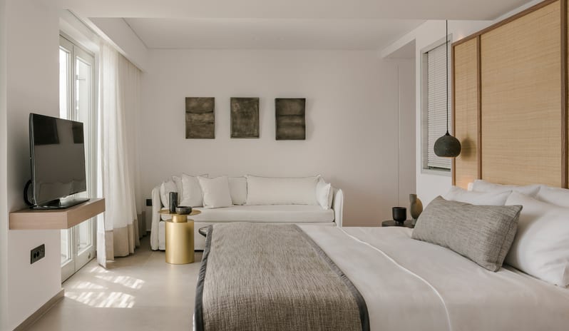 Grace Mykonos Premium Suite with plunge pool (2)